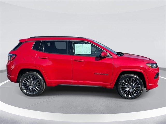 Used 2022 Jeep Compass Limited image 2
