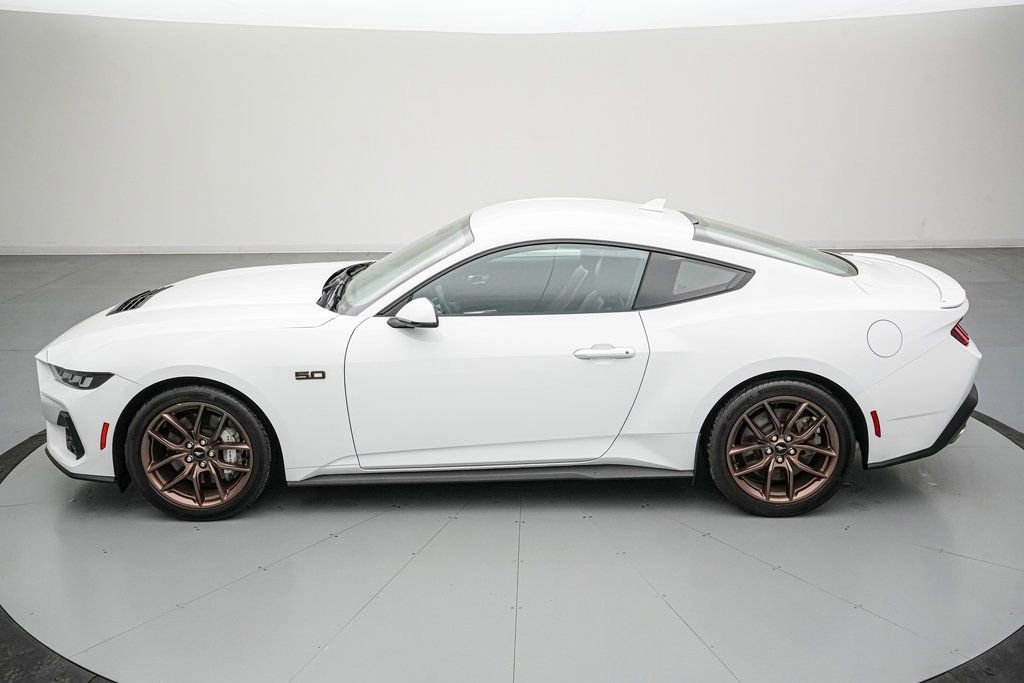 Certified 2025 Ford Mustang GT Premium image 2