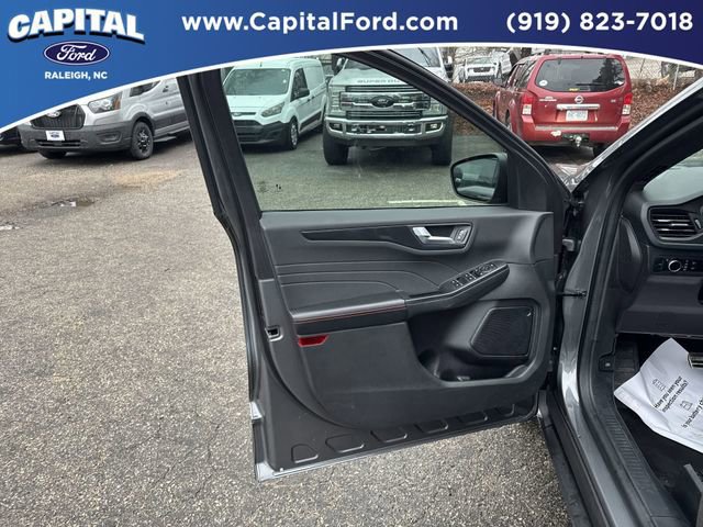 Certified 2024 Ford Escape ST-Line w/ Tech Pack #1 image 19