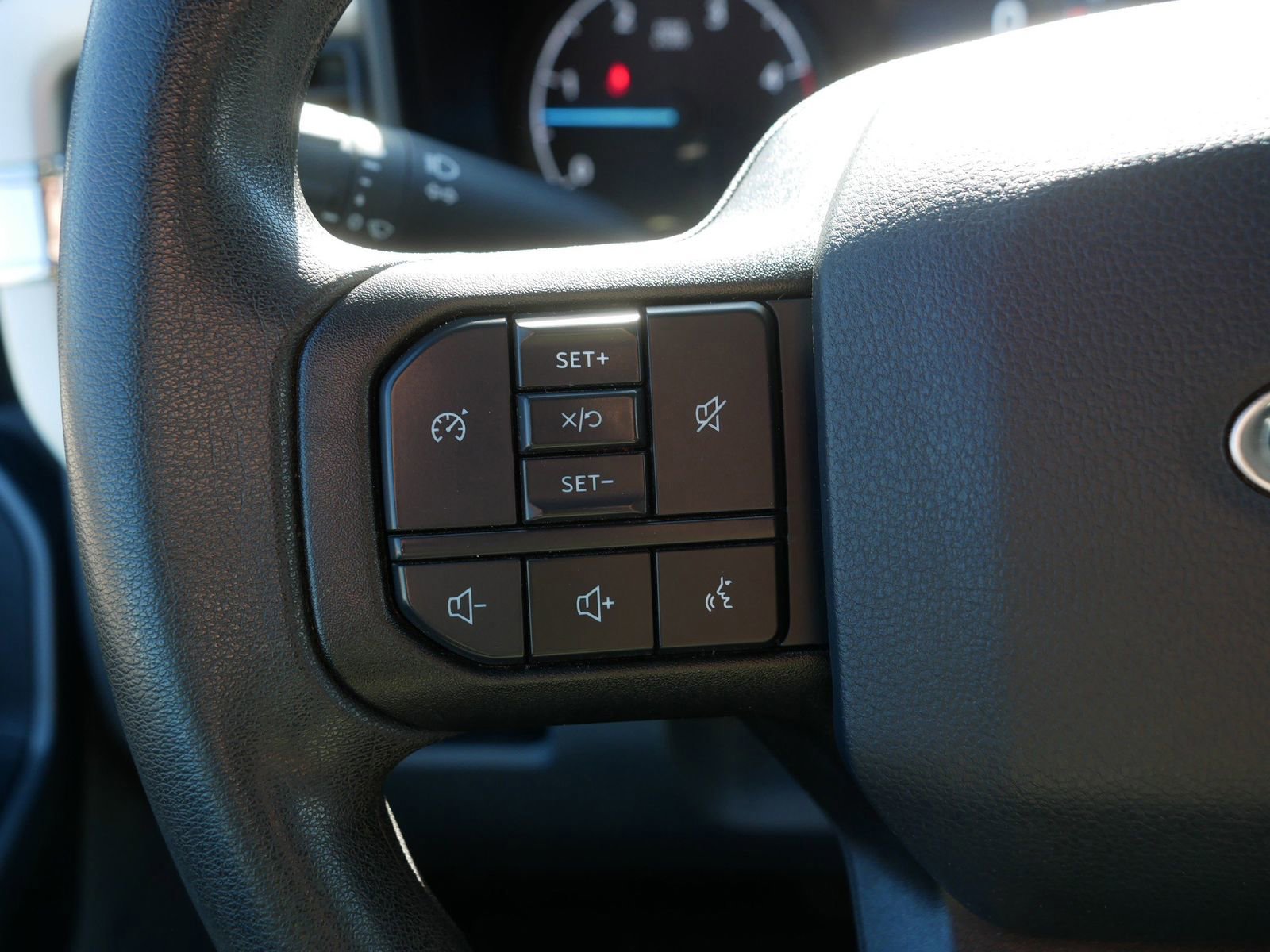 Certified 2024 Ford F350 XLT AWD/4WD image 32