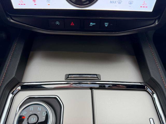 Certified 2024 Ford Expedition Timberline image 17