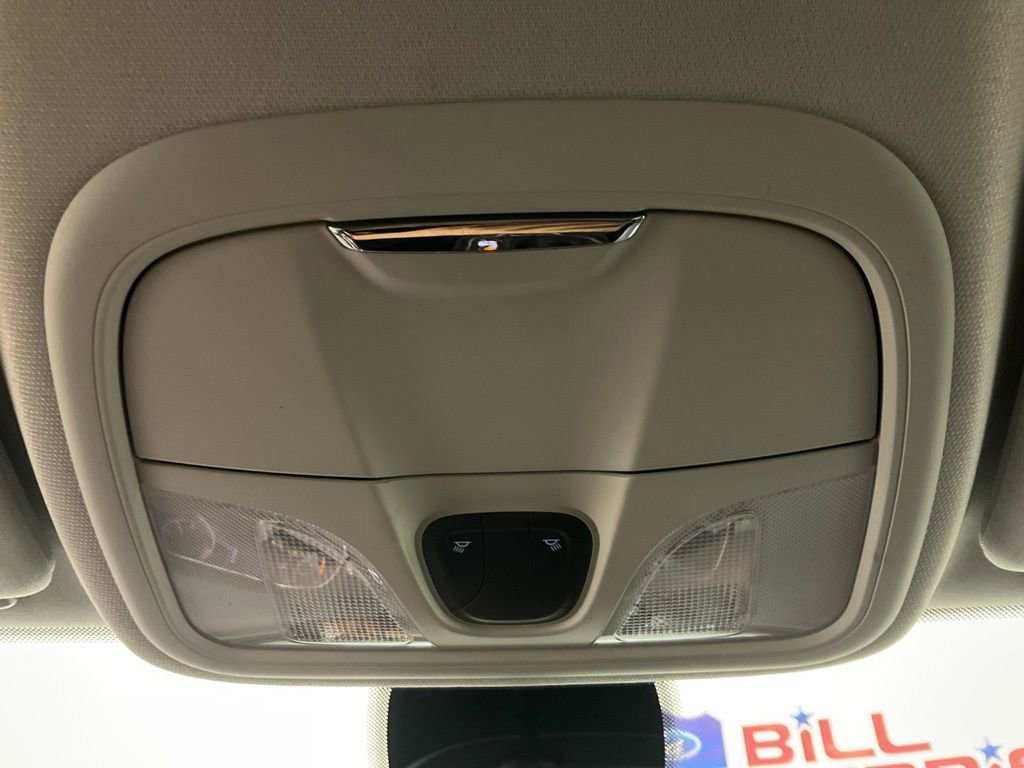 Used 2019 Jeep Cherokee Latitude w/ Popular Appearance Group image 19