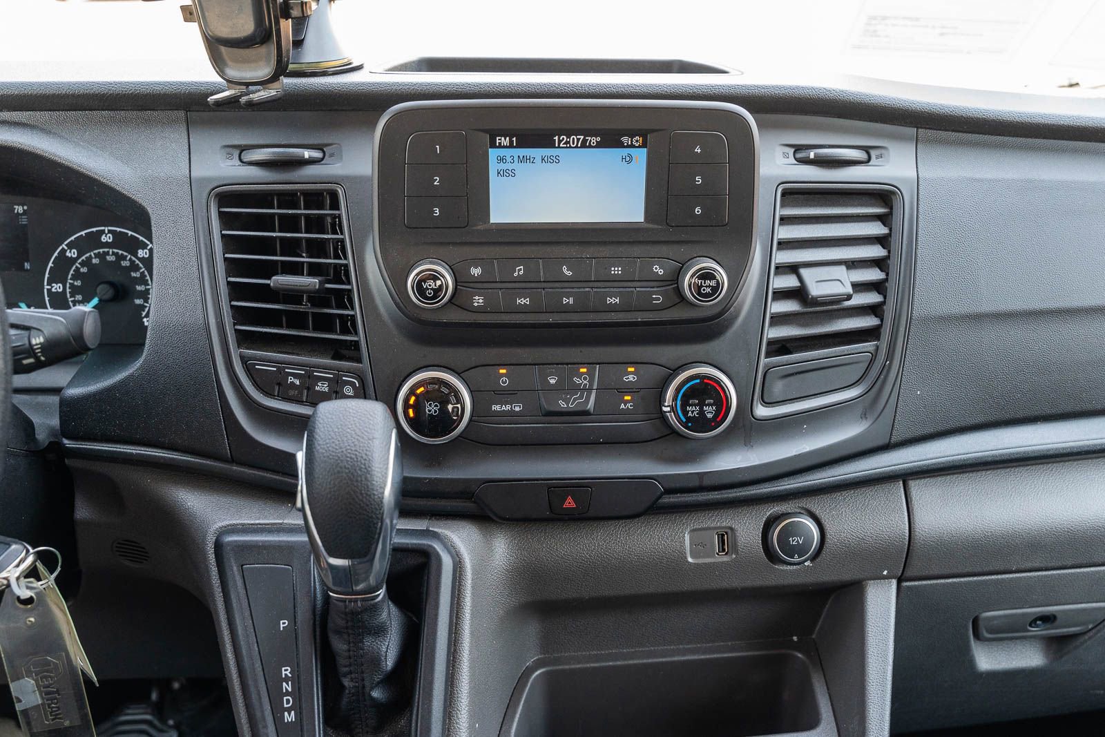 Certified 2021 Ford Transit 350 XLT image 36