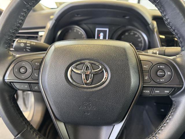 Used 2022 Toyota Camry SE FWD image 13
