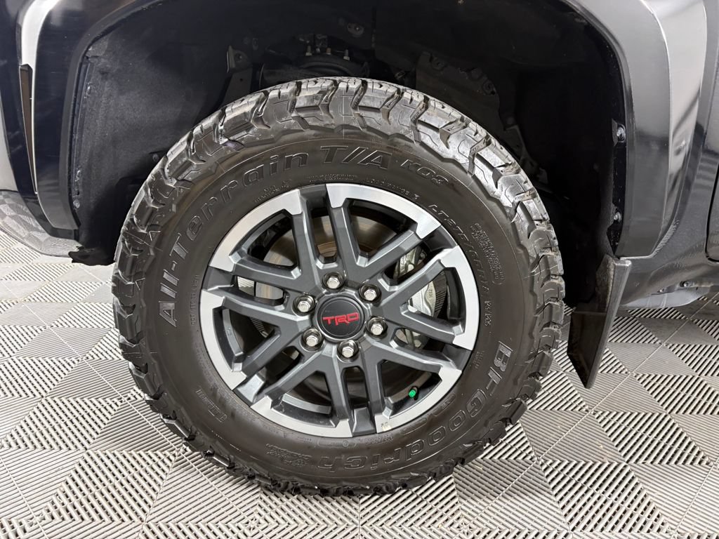 Used 2024 Toyota Tacoma TRD Sport AWD/4WD image 10