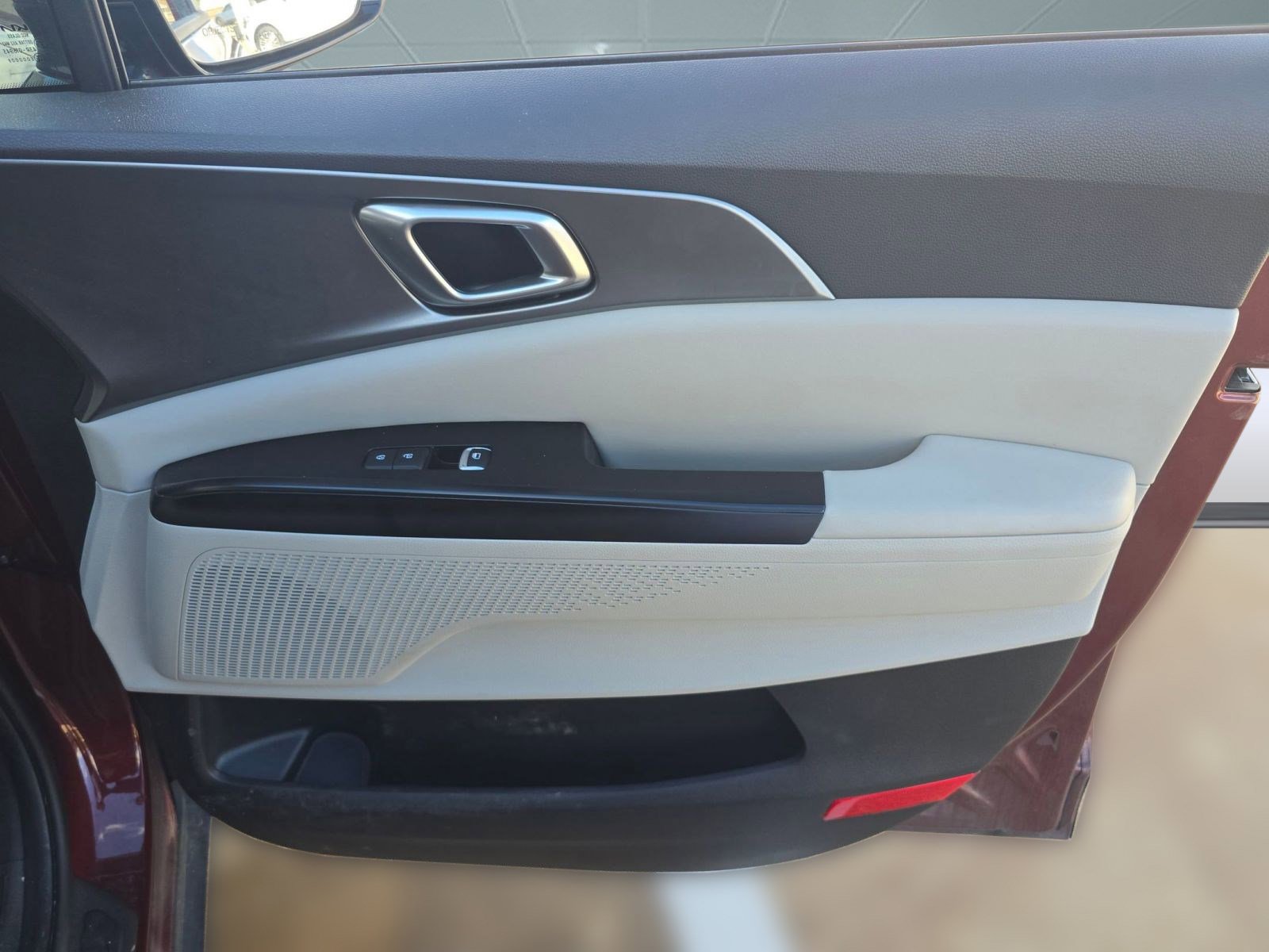 Used 2024 Kia Carnival LX image 20