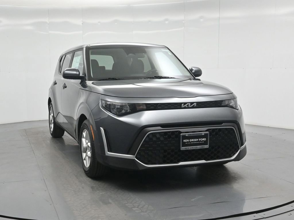 Used 2023 Kia Soul LX w/ Option Group 015 FWD image 54
