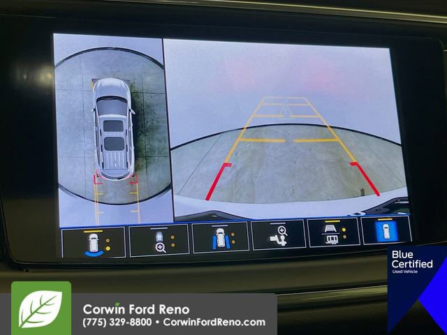 Used 2024 Buick Enclave Avenir w/ Avenir Technology Package image 18