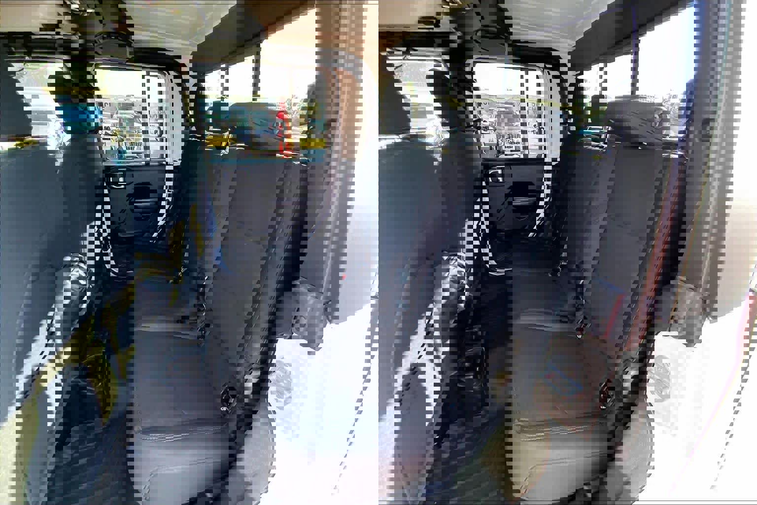 Used 2021 Jeep Gladiator Sport image 21