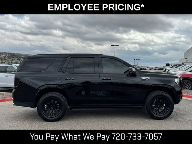 Used 2024 GMC Yukon AT4 w/ Technology Package AWD/4WD image 7