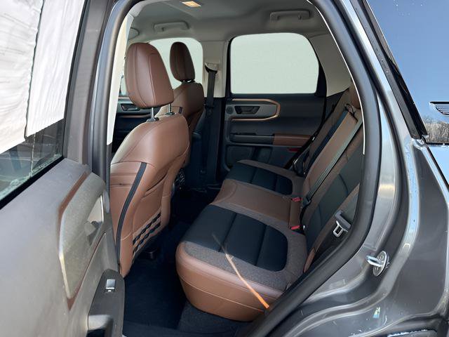 Certified 2025 Ford Bronco Sport Outer Banks w/ Outer Banks Tech Package+ AWD/4WD image 5
