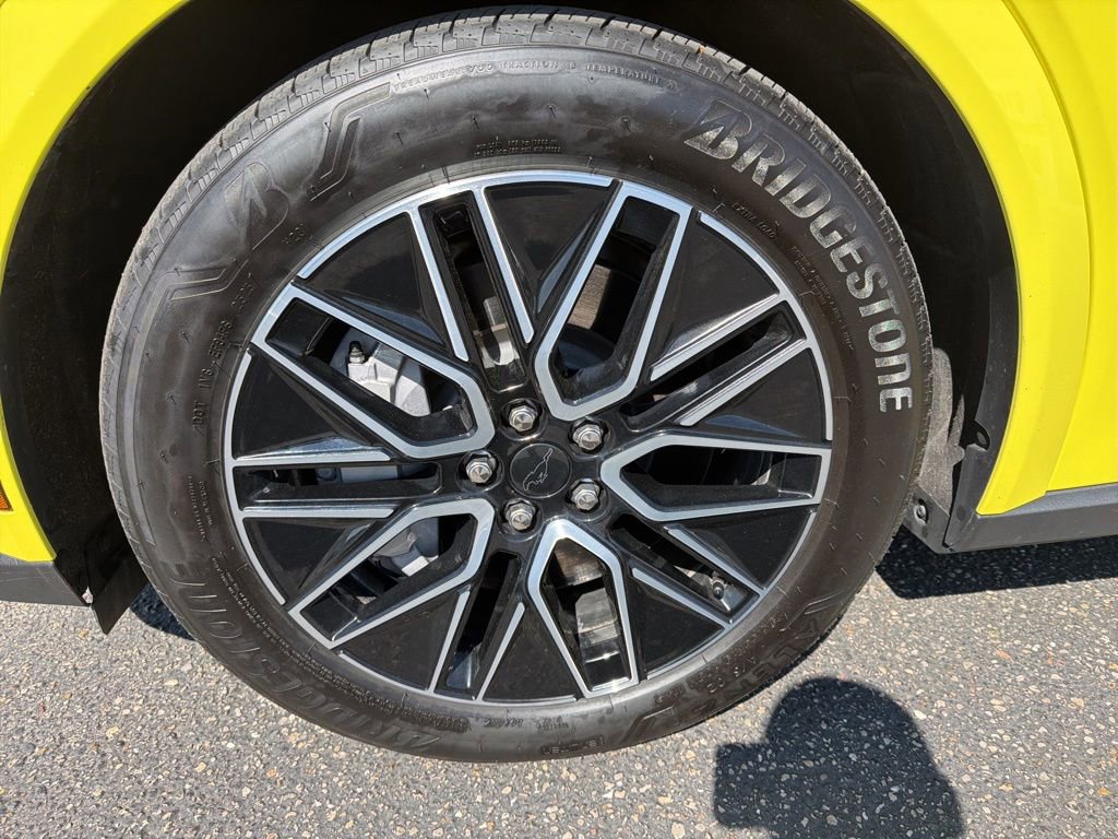 Certified 2025 Ford Mustang Mach-E Premium AWD/4WD image 9