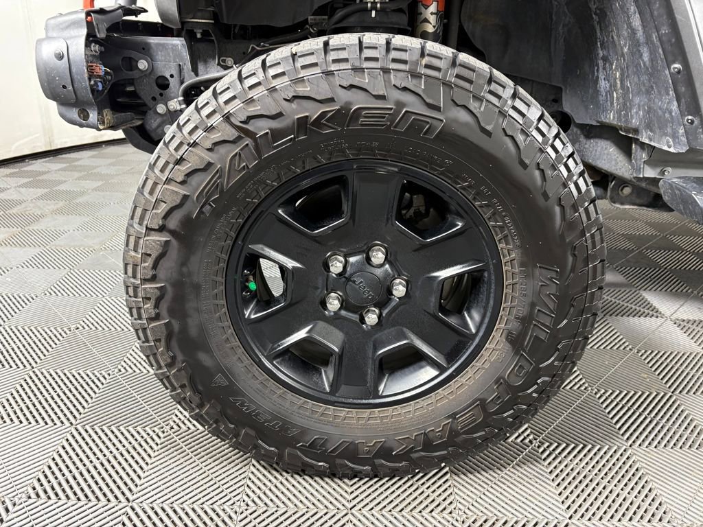 Used 2023 Jeep Gladiator Mojave w/ LED Lighting Group image 10