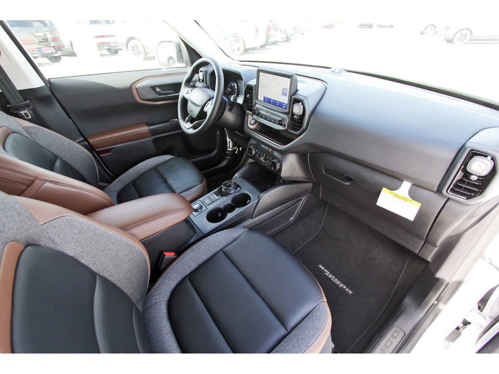 Certified 2024 Ford Bronco Sport Outer Banks w/ Tech Package image 28