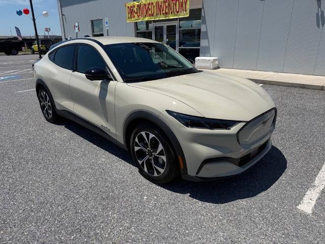 Certified 2025 Ford Mustang Mach-E Select AWD/4WD image 2