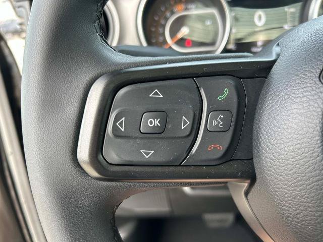 Used 2023 Jeep Wrangler Sport AWD/4WD image 21