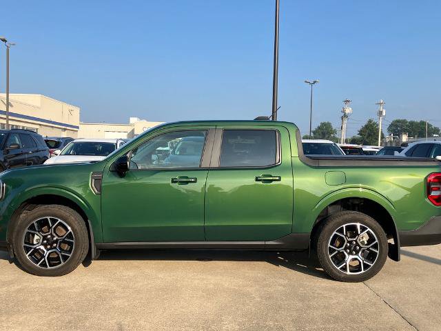Certified 2025 Ford Maverick Lariat w/ 4K Tow Package AWD/4WD image 2