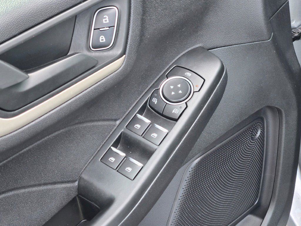 Certified 2022 Ford Escape SE w/ Convenience Package image 10