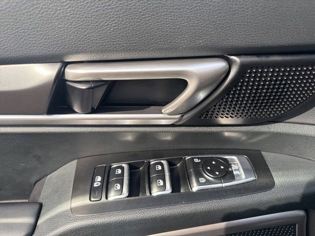 Used 2025 Kia Telluride S AWD/4WD image 15