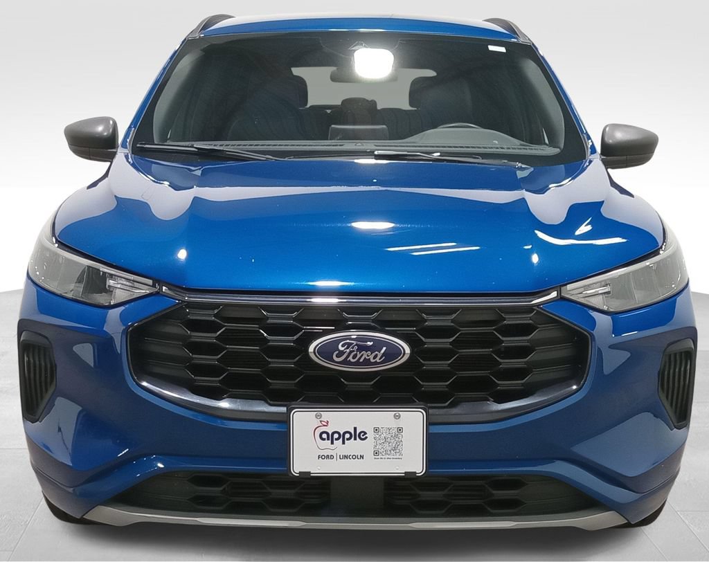 Certified 2023 Ford Escape ST-Line AWD/4WD image 10