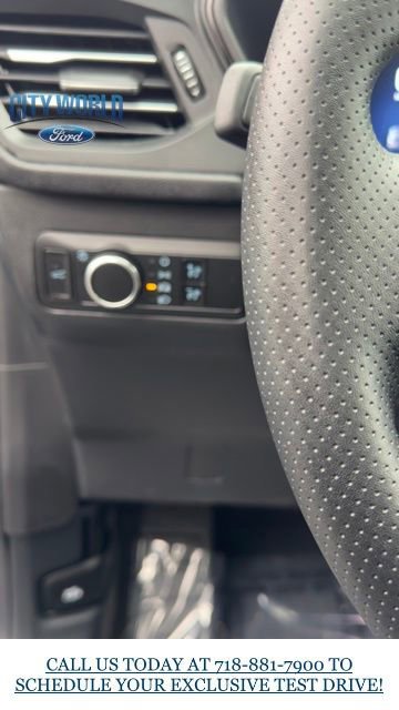 Certified 2025 Ford Escape ST-Line w/ Cold Weather Package AWD/4WD image 8