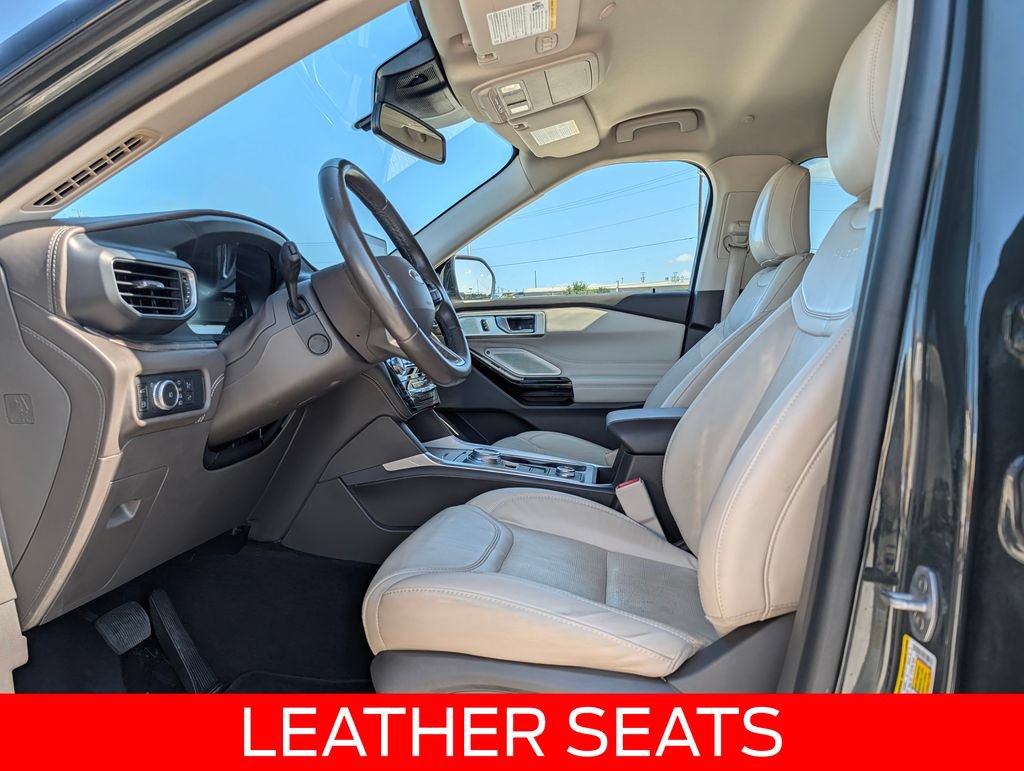 Certified 2022 Ford Explorer Platinum w/ Technology Package AWD/4WD image 11