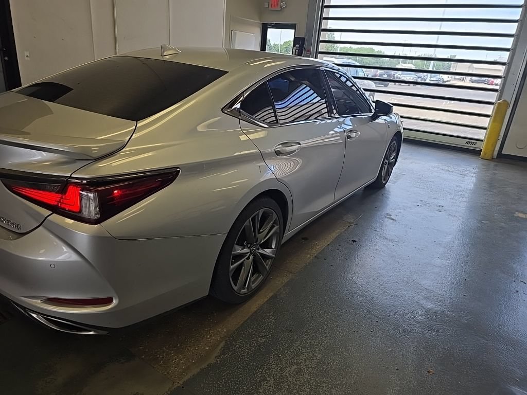 Used 2019 Lexus ES 350 F Sport w/ Accessory Package 2 FWD image 3