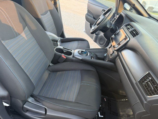 Used 2024 Nissan Leaf S FWD image 33