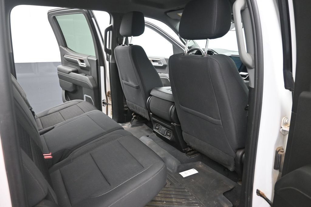 Used 2023 Chevrolet Silverado 1500 RST w/ Z71 Off-Road Package AWD/4WD image 10