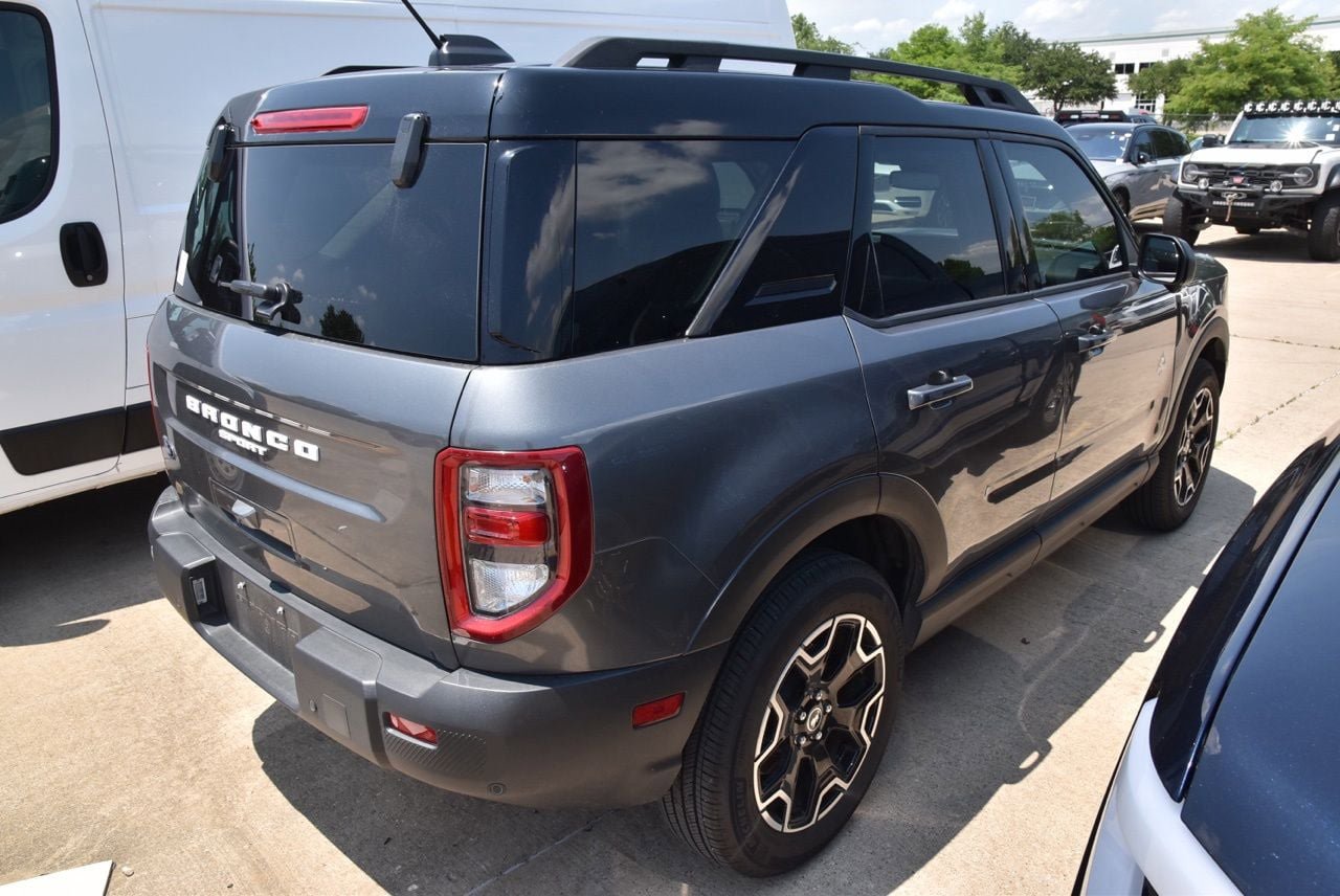 Certified 2025 Ford Bronco Sport Outer Banks w/ Outer Banks Tech Package+ AWD/4WD image 6