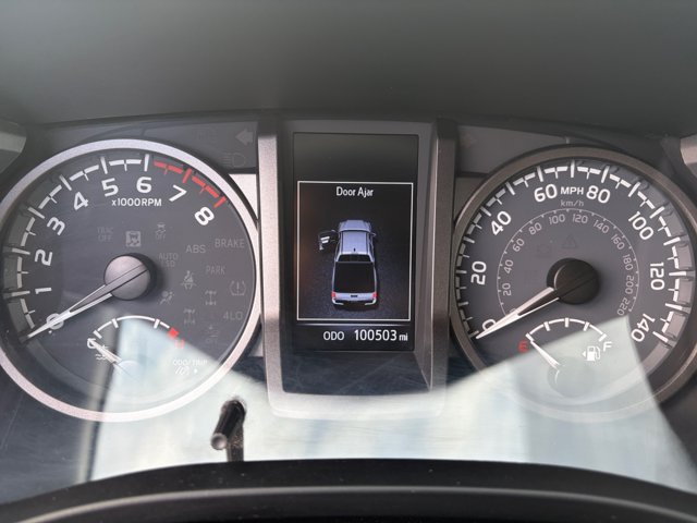 Used 2021 Toyota Tacoma TRD Sport AWD/4WD image 10