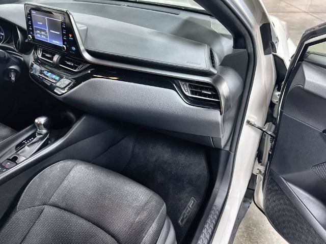 Used 2019 Toyota C-HR LE FWD image 25