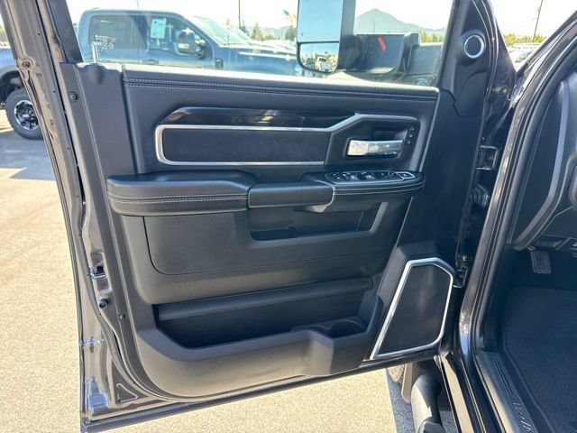 Used 2021 RAM 2500 Laramie AWD/4WD image 14