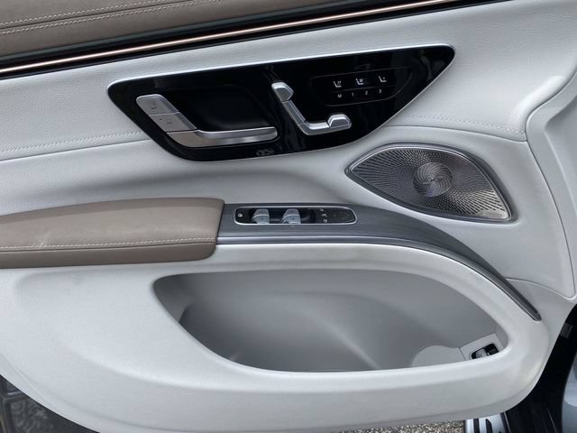 Used 2023 Mercedes-Benz EQS 450+ SUV image 21