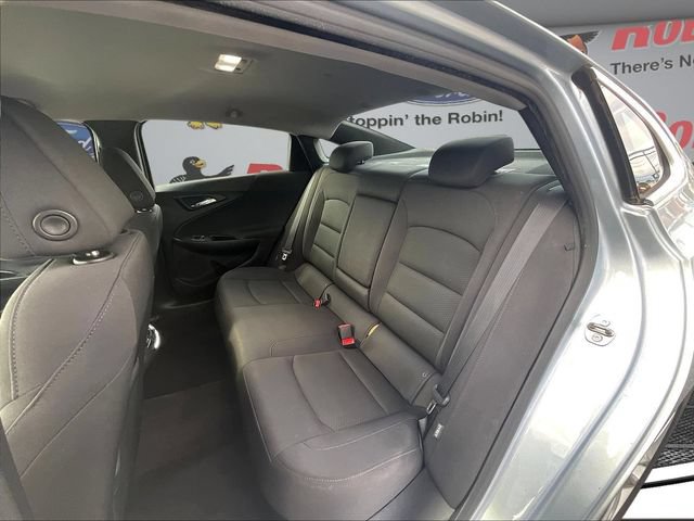 Used 2017 Chevrolet Malibu LT FWD image 22