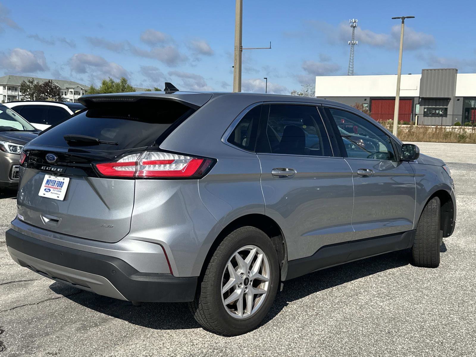 Certified 2024 Ford Edge SEL image 5