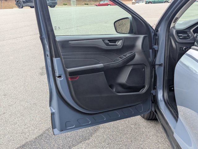 Certified 2023 Ford Escape Active image 13