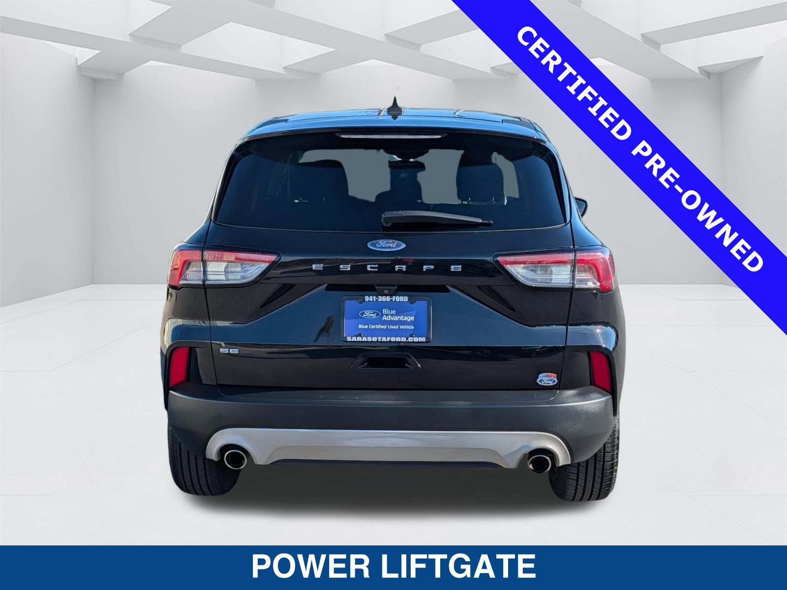 Certified 2021 Ford Escape SE image 4