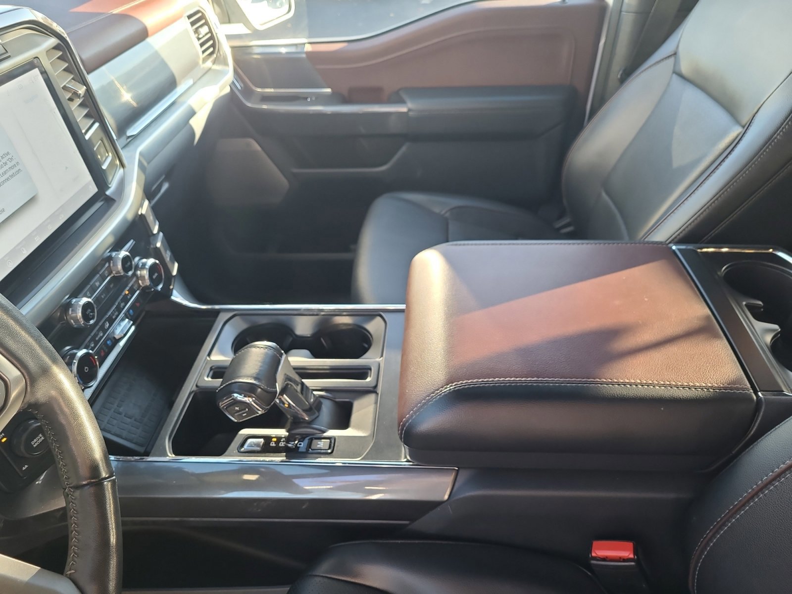 Certified 2022 Ford F150 Lariat w/ Equipment Group 502A High image 15