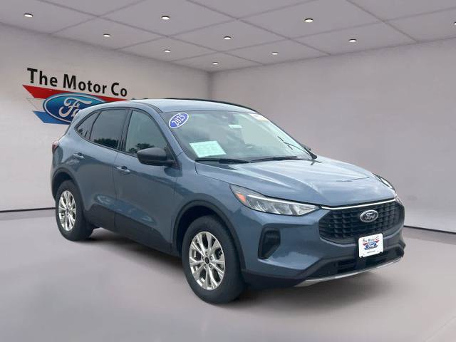 Certified 2025 Ford Escape Active AWD/4WD image 3