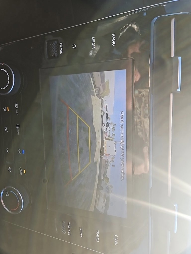 Used 2023 Hyundai Santa Cruz SE w/ Cargo Package image 5