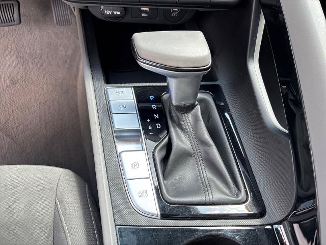 Used 2024 Hyundai Elantra SEL w/ Convenience Package FWD image 14