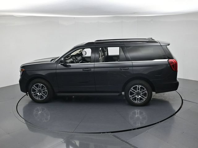 Certified 2025 Ford Expedition Active AWD/4WD image 47