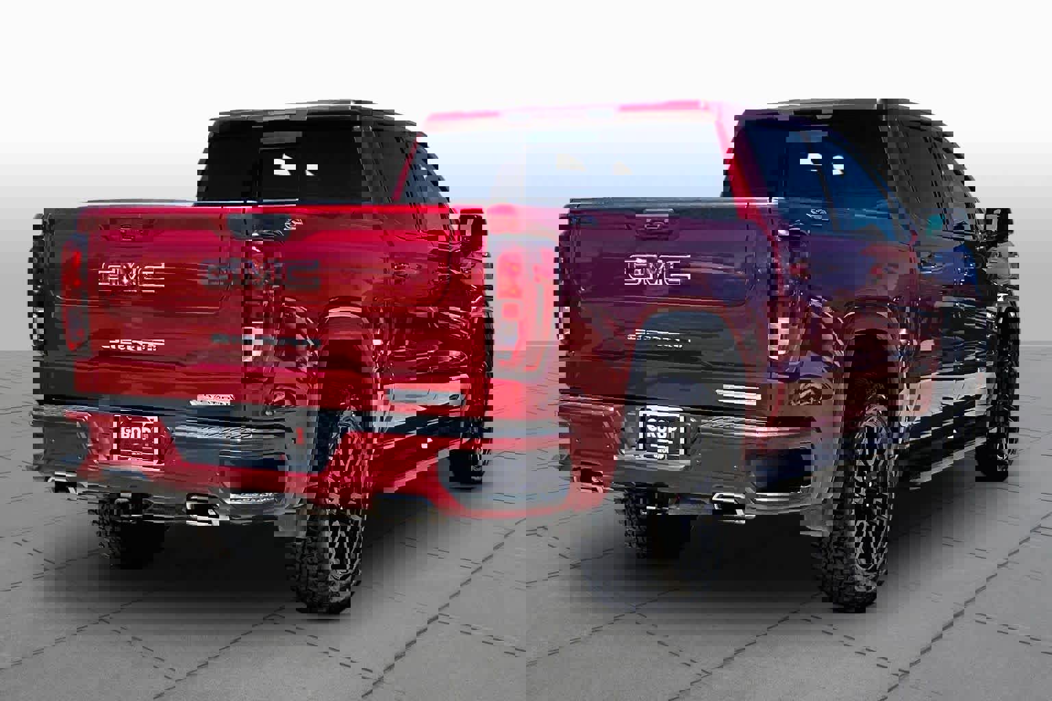 Used 2022 GMC Sierra 1500 Elevation w/ Elevation Premium Package AWD/4WD image 12