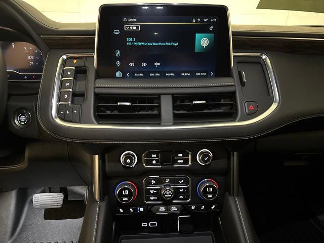 Used 2024 Chevrolet Suburban Premier image 25