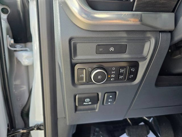 Certified 2025 Ford F150 Lariat w/ FX4 Off-Road Package AWD/4WD image 33