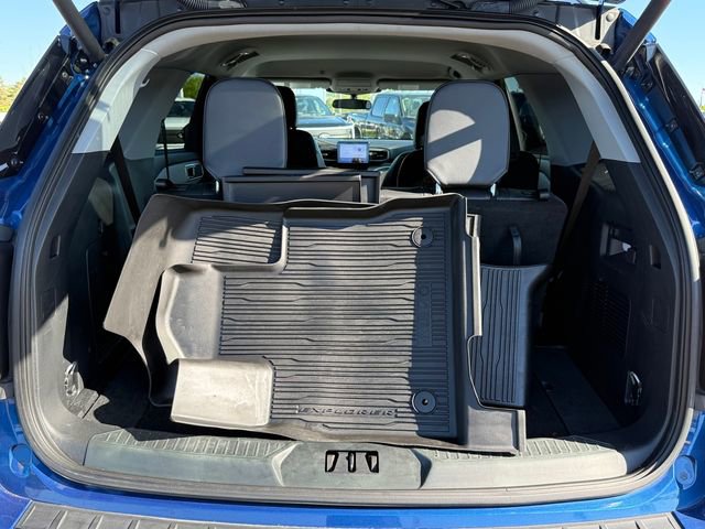 Certified 2023 Ford Explorer XLT w/ Equipment Group 202A AWD/4WD image 27