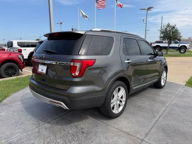 Certified 2017 Ford Explorer Limited w/ Equipment Group 301A FWD image 6