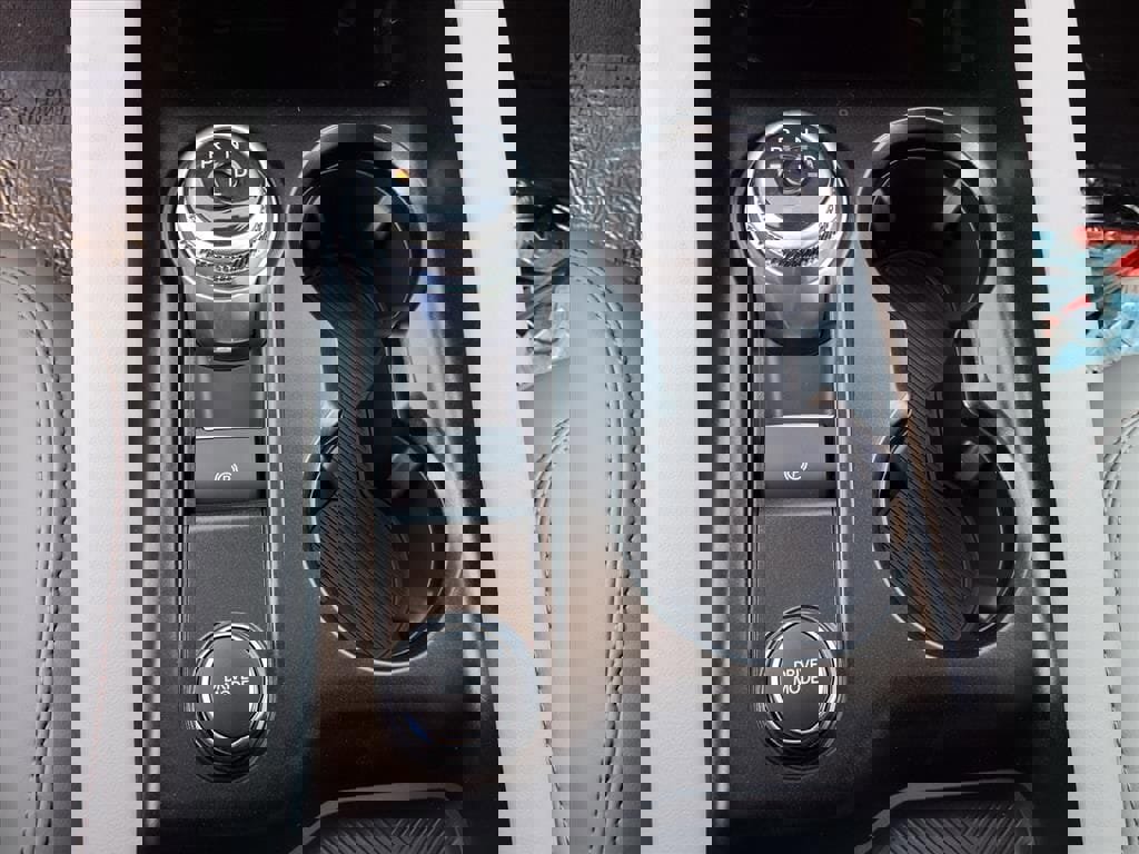 Certified 2025 Ford Explorer Active w/ Active Comfort Package image 12