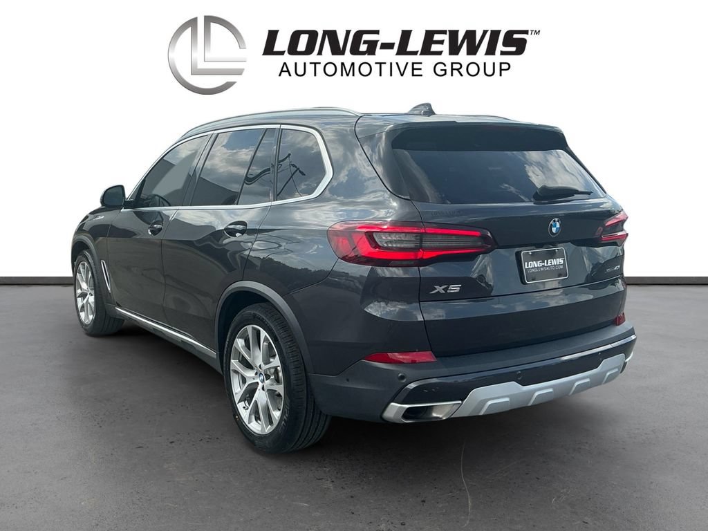 Used 2023 BMW X5 xDrive40i w/ Premium Package AWD/4WD image 4